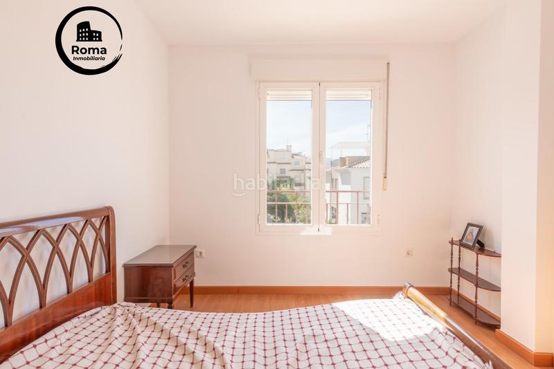 Foto ad5a6998-74a2-4eed-8df1-94bb284b728a. Towny house with parking in Huétor Vega