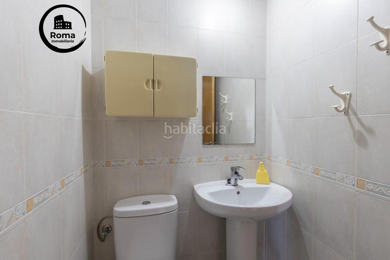 Foto f99846a5-7b98-4a37-a9cb-89b722f9809e. Towny house with parking in Huétor Vega