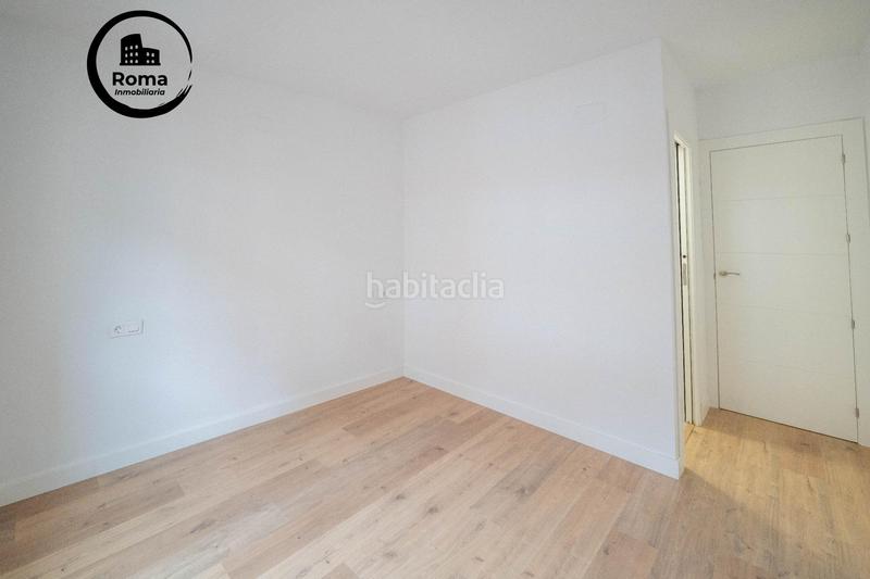 Foto 0a14e2a5-eec9-48ac-8409-aa66eaace12d. Piso  reformado con cochera junto recogidas en Granada