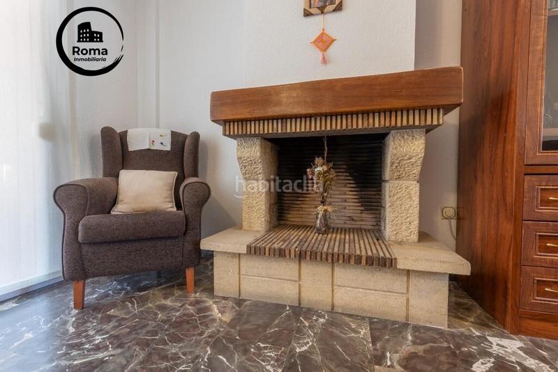 Foto 85e85435-1c21-4e1f-bd8d-689ea4dea505. Casa pareada  con piscina, en Huétor Vega