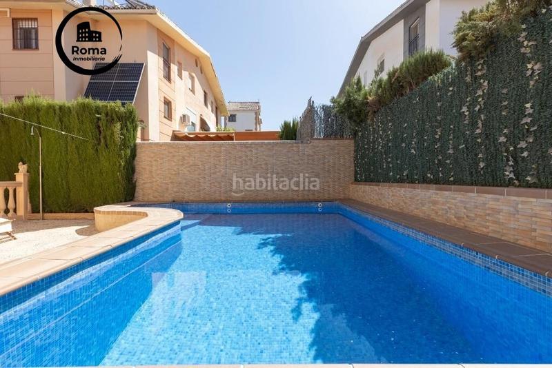 Foto ed3e35e6-1f03-4f18-8af9-5e743c8d4f3b. Casa pareada  con piscina, en Huétor Vega