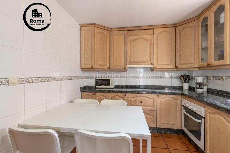 Foto f23dd1fe-affd-4d90-8295-4b6cbf6580ee. Casa pareada  con piscina, en Huétor Vega