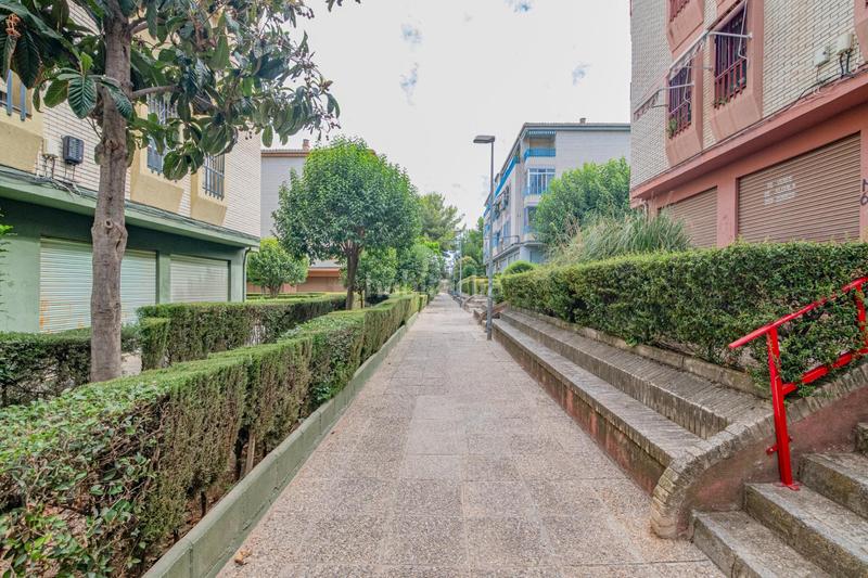 Foto e28c61ac-4427-4e39-84c7-f97ce3e784fe. Etagenwohnung mit heizung parking in parque nueva Granada Granada