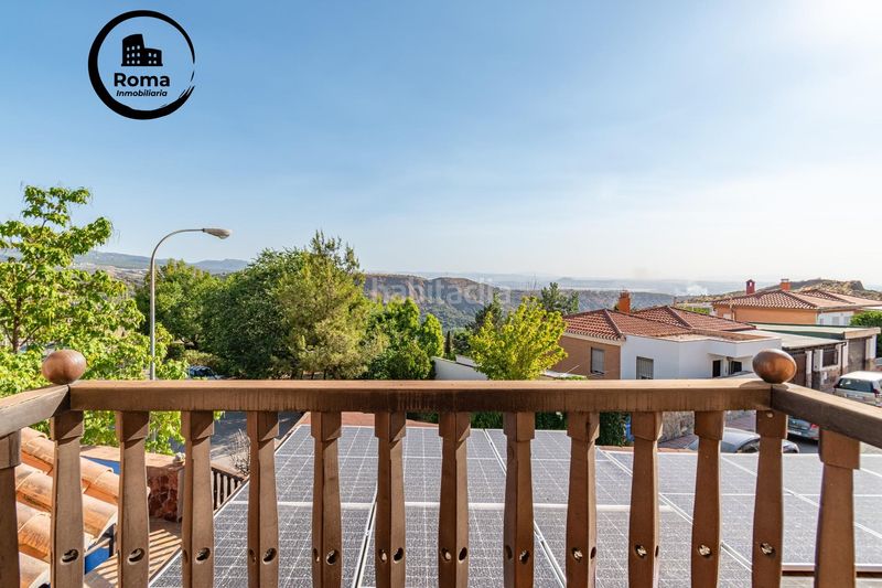 Foto b28b1577-00c6-4fa0-bd4d-422a6b0454cb. Xalet amb aparcament a Cenes de la Vega
