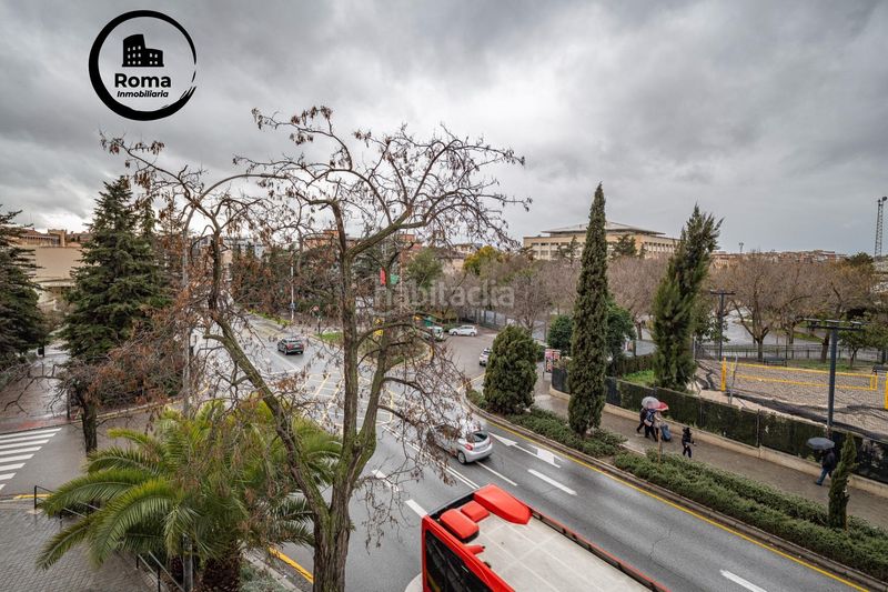 Foto 3336b858-bbaa-4d9c-9f7d-c110e9d1e77f. Pis amb aparcament a Centro - Sagrario Granada
