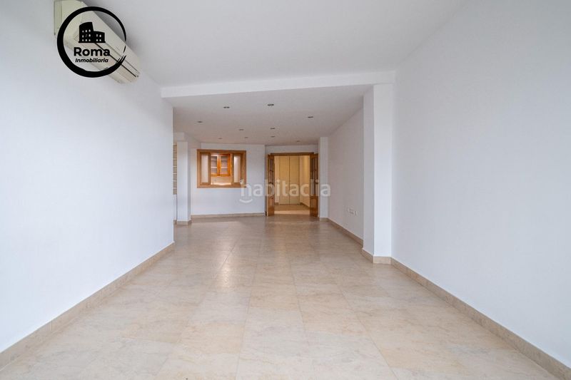Foto 5565f645-4345-4651-917a-42f88bd0abe9. Pis amb aparcament a Centro - Sagrario Granada