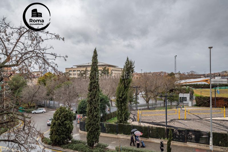 Foto cb8ab98b-f374-476c-a7cd-81a5f5396907. Pis amb aparcament a Centro - Sagrario Granada