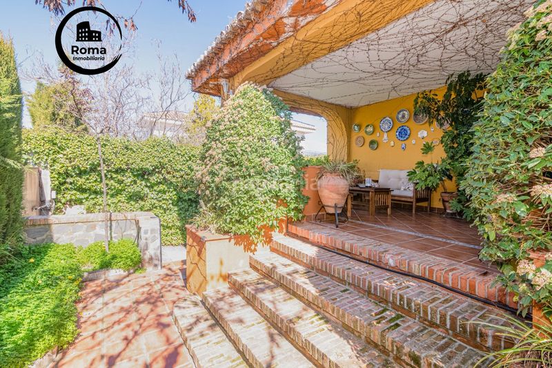 Foto 6f8e832f-0618-4504-bf65-d0fb1c3dad7c. Chalet  independiente en los cerezos en Gójar