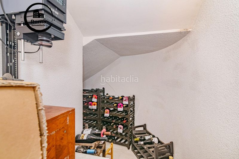 Foto eff1bc3a-8e15-45af-a0f5-d14bbacc5322. Xalet amb aparcament a Gójar