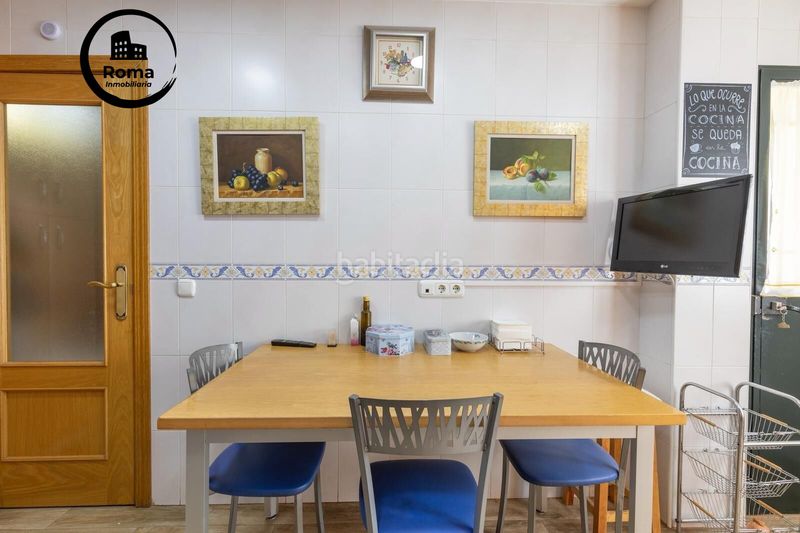 Foto 0b988e06-c3eb-4c6c-967c-e1aef2e9bc63. Casa aparellada amb calefacció aparcament a Albolote