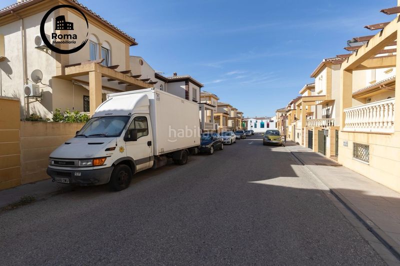 Foto a1db9a0f-24dc-446c-bd58-94484f1fae41. Casa aparellada amb calefacció aparcament a Albolote