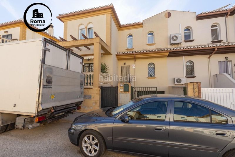 Foto d3837979-19d8-46ad-9844-ff27af6e3560. Casa aparellada amb calefacció aparcament a Albolote