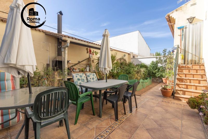 Foto fbd50545-9dac-4fa4-b07b-8c277b84f06a. Casa aparellada amb calefacció aparcament a Albolote