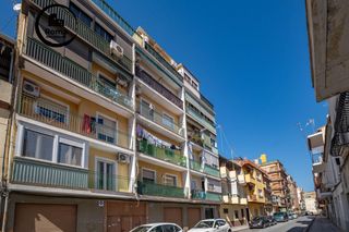 Pis a Barrio de Zaidín. Piso con gran potencial en el zaidín, junto al pts  granada
