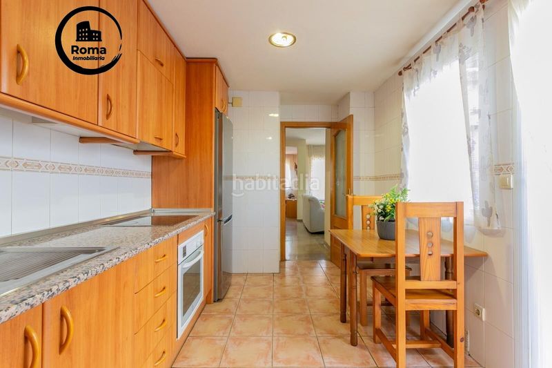 Foto 4799c0c9-4cb5-44f8-87c2-e3e8df5a4b7f. Casa adossada amb calefacció aparcament a Cerrillo de Maracena - Periodistas Granada