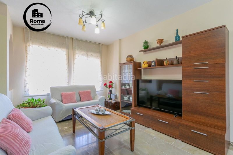 Foto c2403e92-8454-4800-a29f-b3399de86d72. Casa adossada amb calefacció aparcament a Cerrillo de Maracena - Periodistas Granada