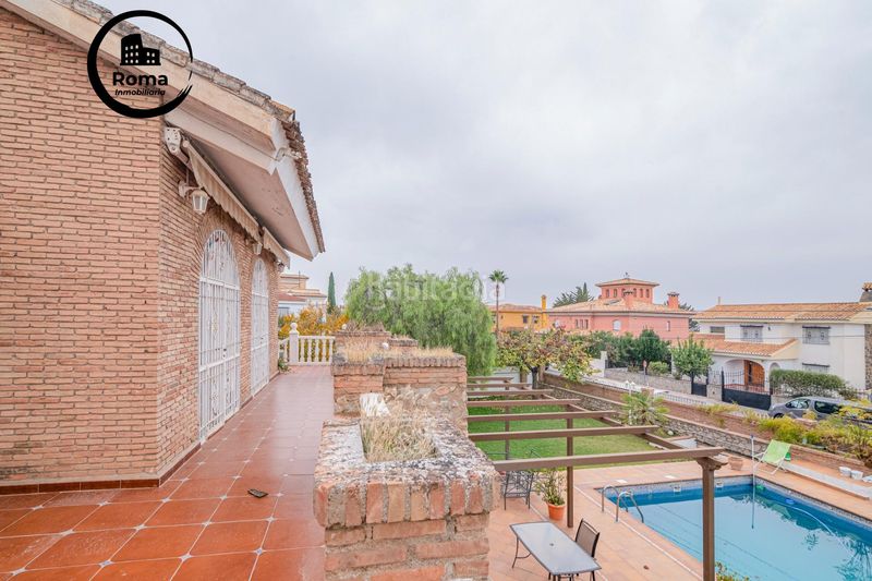Foto 79df7a7d-fc77-4515-b63a-cc89f7211810. Xalet amb calefacció aparcament piscina a Altos de la Zubia Zubia (La)