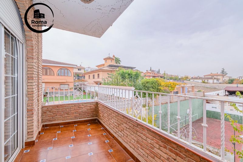 Foto a893d29a-5559-4723-8646-06100a9a8024. Xalet amb calefacció aparcament piscina a Altos de la Zubia Zubia (La)
