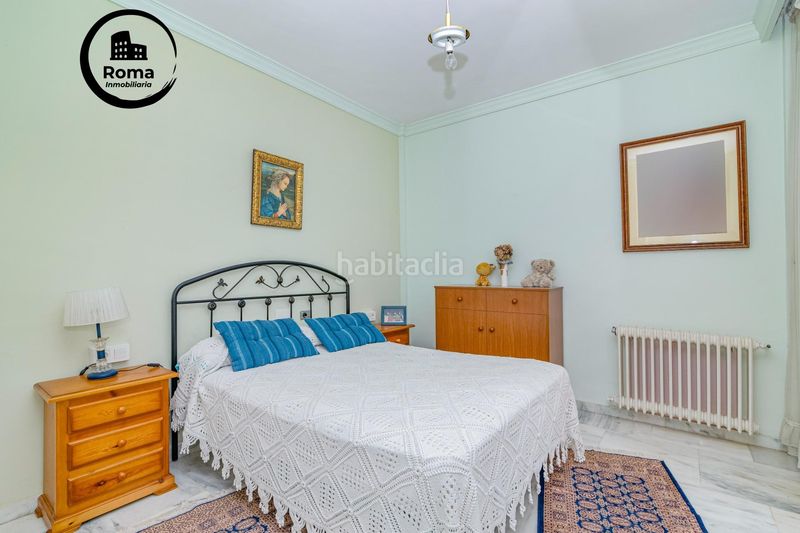 Foto b9db1703-5a96-4ffe-a7d4-63344a0dd917. Xalet amb calefacció aparcament piscina a Altos de la Zubia Zubia (La)