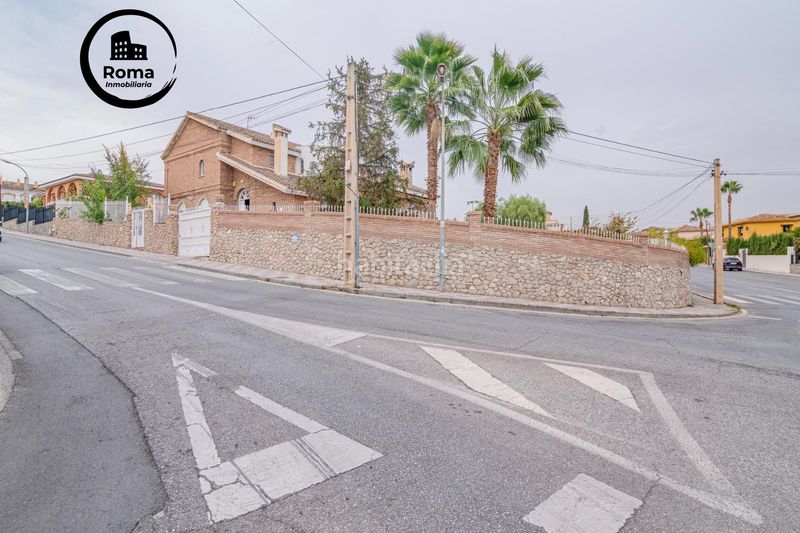 Foto f2a7687f-bdd0-47e9-b7c0-00dfbd420971. Xalet amb calefacció aparcament piscina a Altos de la Zubia Zubia (La)