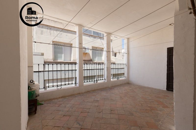 Foto b4e526d3-7a9b-4626-9685-da43f70237fd. Edificio in Centro - Sagrario Granada