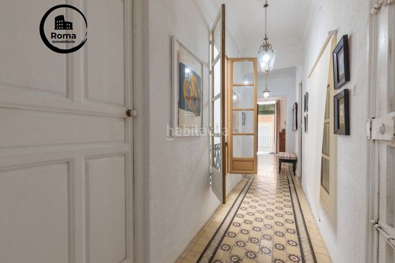 Foto 8ad88bdd-fe41-4fc3-a0fa-4400804791f2. Edifici a Centro - Sagrario Granada