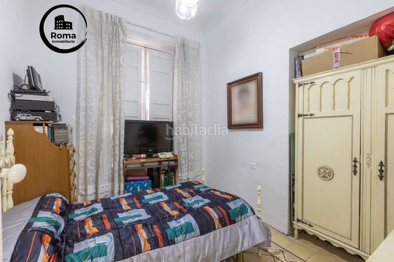 Foto fdbbce14-f3a0-4169-91f2-da68b5a7ec76. Edifici a Centro - Sagrario Granada