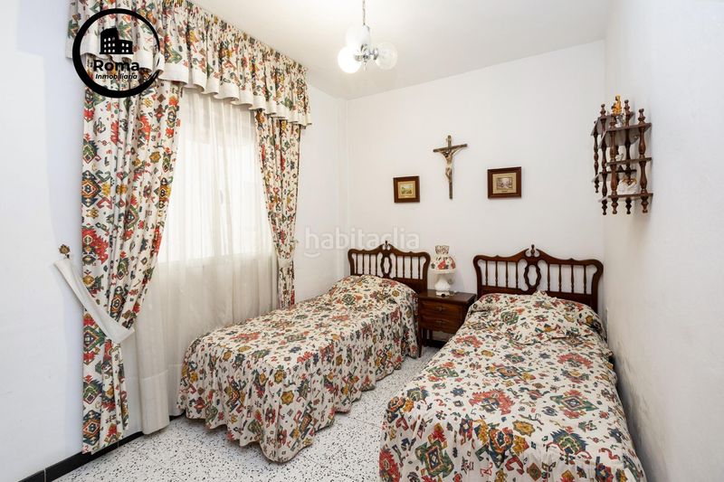 Foto bb3e8b99-6362-4369-a245-be563449202c. Pis a Pajaritos Granada