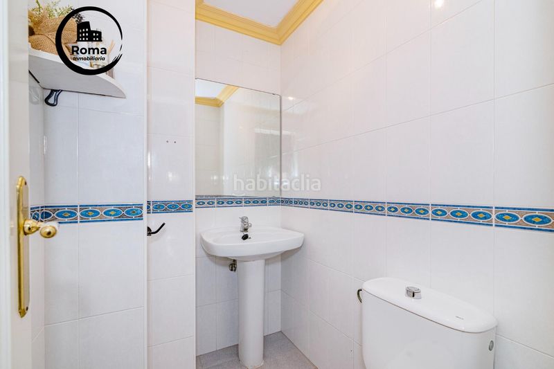 Foto 0ca2aad1-9e84-4258-8265-27b6f4445e4a. Xalet amb aparcament a Gójar