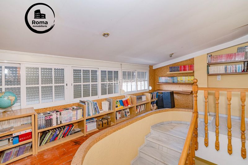 Foto e8a1672d-5252-4467-be73-bbfafb529301. Xalet amb aparcament a Gójar