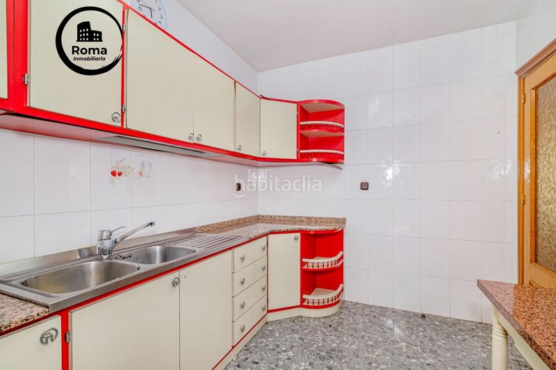 Foto 25d96839-d223-46cf-9f9d-04d5bc1963af. Xalet amb aparcament piscina a Peligros