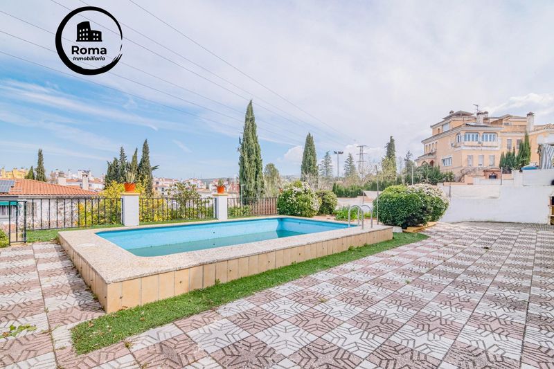 Foto 2f9ca101-8b02-4698-89bc-4eb1cb3e1dba. Xalet amb aparcament piscina a Peligros