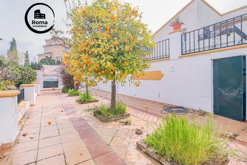 Foto 3274b9cf-c29b-4de7-87c7-2e847645c576. Xalet amb aparcament piscina a Peligros