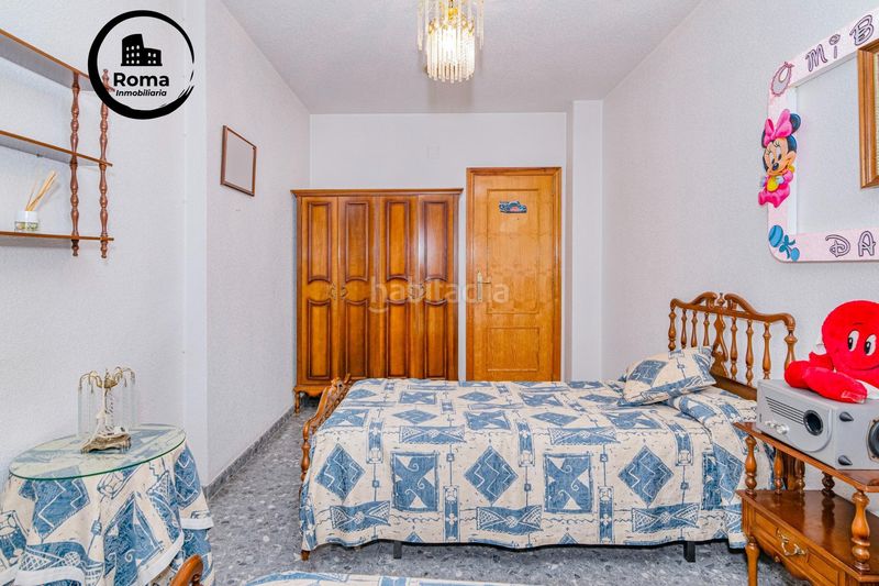 Foto d0c259a2-f066-47b2-8c79-b31854206064. Xalet amb aparcament piscina a Peligros