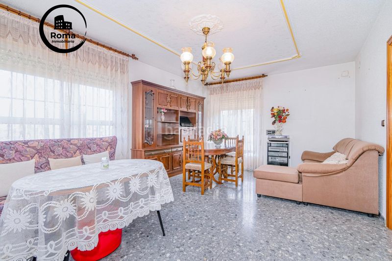 Foto d17e172e-69b2-4a93-9d56-0f1fe3e2e352. Xalet amb aparcament piscina a Peligros