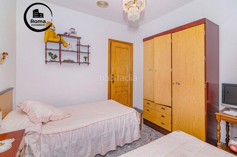 Foto f0f4395e-0fa4-4b5a-bc48-51a034814937. Xalet amb aparcament piscina a Peligros