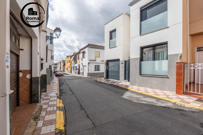 Foto 997c0f46-a27d-485c-ab97-d3dad56ced13. Casa adossada amb aparcament a Albolote