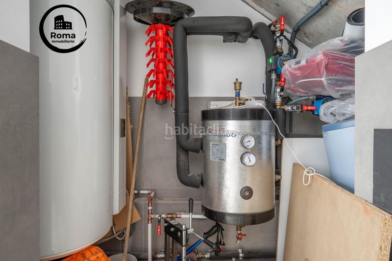 Foto a37b218e-86be-4439-8dab-d9a8bf52fb09. Casa adossada amb aparcament a Albolote
