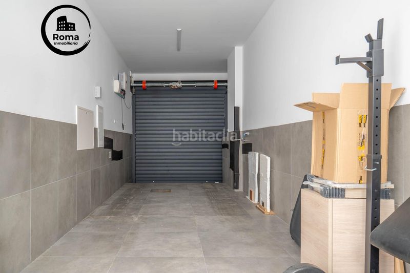 Foto b3a34dd3-2d9f-4aa8-bbf9-0e61108d321d. Casa adossada amb aparcament a Albolote