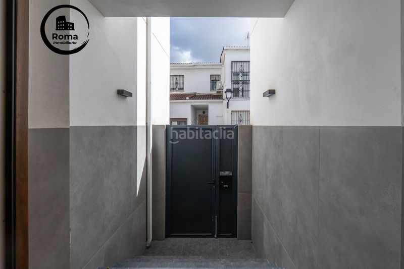 Foto d7cffc8c-59dc-4ac6-a06f-61a6ddbdca09. Casa adossada amb aparcament a Albolote