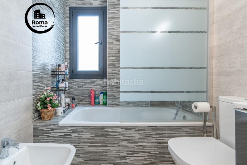 Foto 07c8575d-bfce-4000-b75a-0677912dbbdc. Pis amb aparcament piscina a San Miguel Armilla