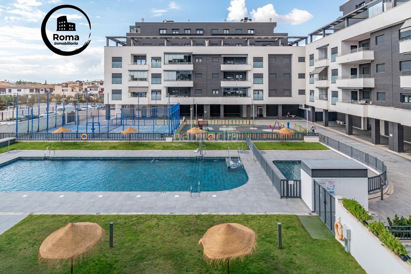 Foto 446f5e6b-d07d-420b-a492-a9531f904c52. Pis amb aparcament piscina a San Miguel Armilla