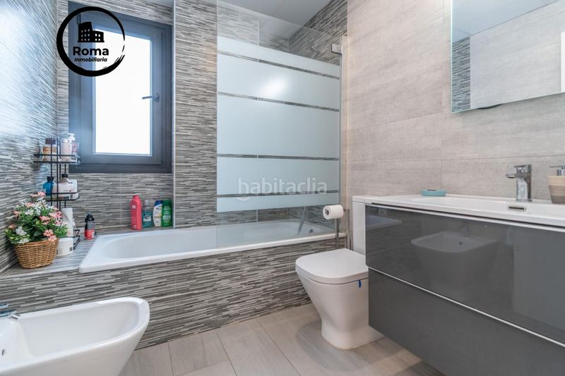 Foto 5ed474ae-d542-4d42-8639-03677c8d3511. Pis amb aparcament piscina a San Miguel Armilla