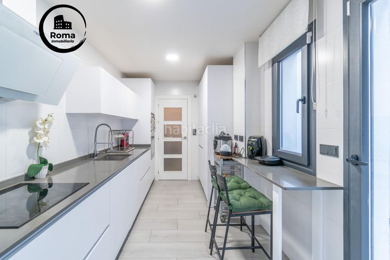 Foto d0dbd1b1-3414-4193-868f-ec7b957944be. Pis amb aparcament piscina a San Miguel Armilla