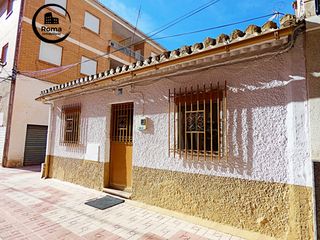 Casa a San Francisco Javier. Casa en esquina con patio y posibilidad de ampliar  san francisc