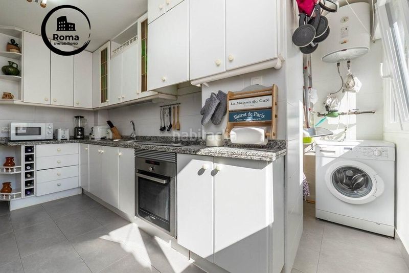 Foto 1638b010-59aa-4301-acf5-4c6b20d2ad6f. Àtic a Centro - Sagrario Granada