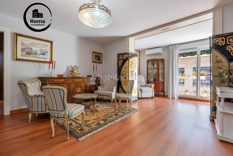 Foto d265d10d-3ac5-4a7d-aabd-64abb1c12c00. Àtic a Centro - Sagrario Granada