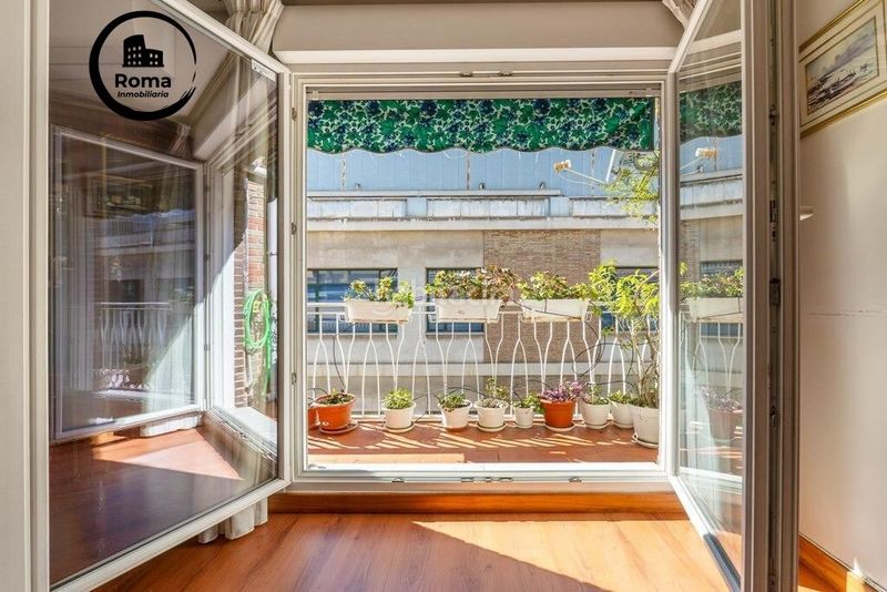 Foto eb4f1134-7e25-4309-acbd-5ea77db96a9d. Àtic a Centro - Sagrario Granada