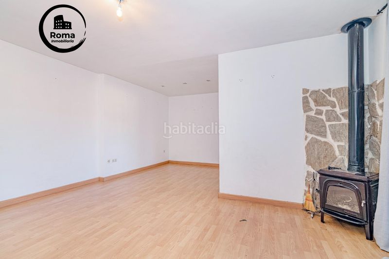 Foto 8ca69754-e15e-4781-b38c-3a7b8bfb0ce2. Àtic amb aparcament piscina a La Zubia Ciudad Zubia (La)