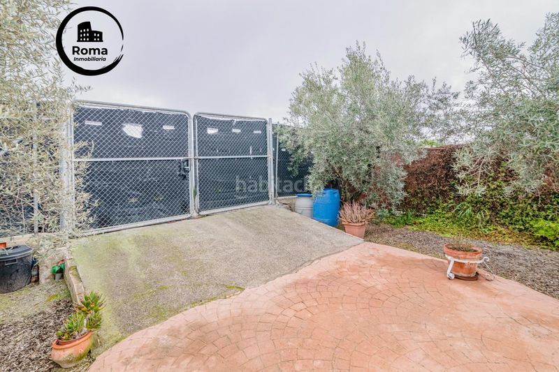 Foto f532fe9d-dcd4-4429-86f3-3e89c2887a33. Finca rústica a Ogíjares